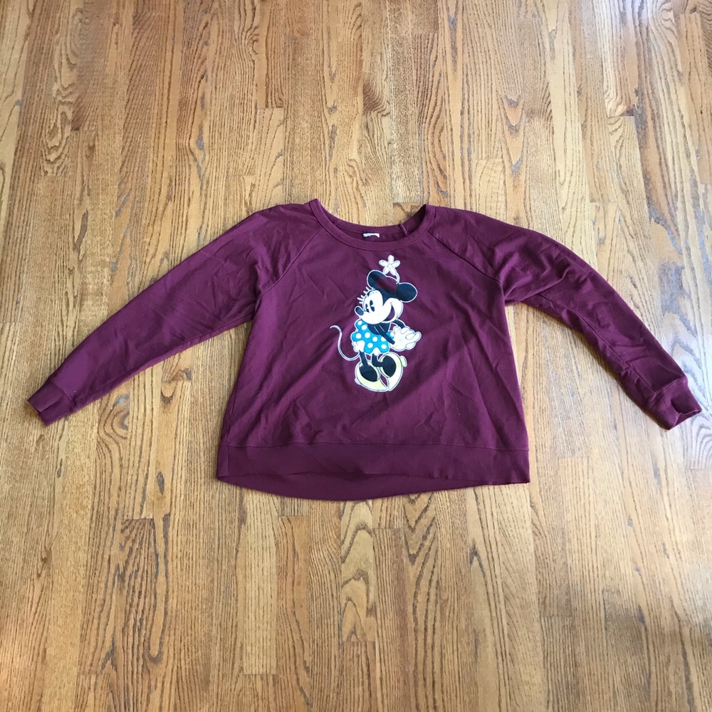 Long sleeve cropped Minnie Mouse tee shirt